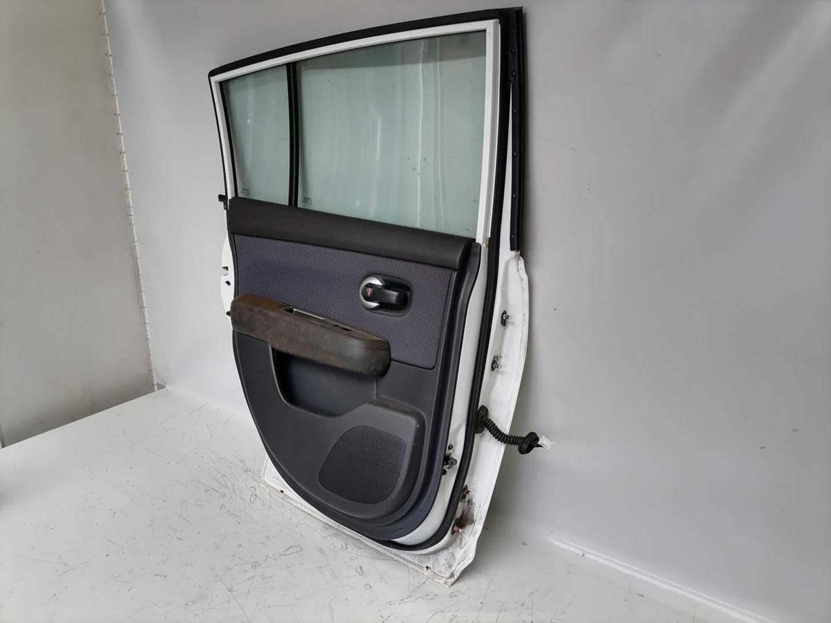 Nissan Tiida original Tür vorn links Weiß Fließheck Bj.2007